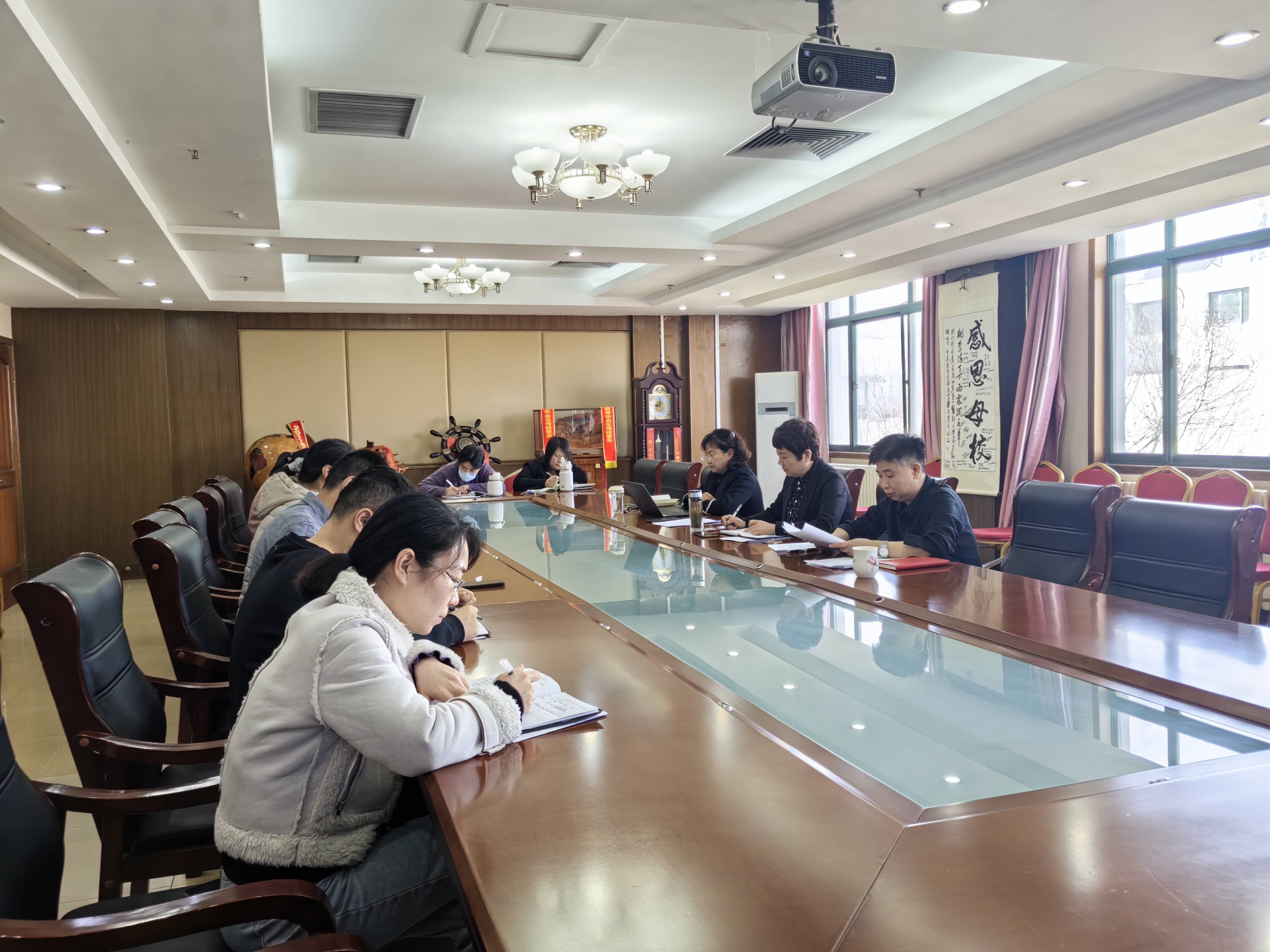 国际教育学院党总支启动部署深入贯彻中央八项规定精神学习教育